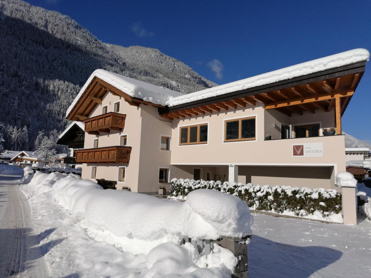 Ferienwohnung Haus Viktoria Längenfeld Exterior foto